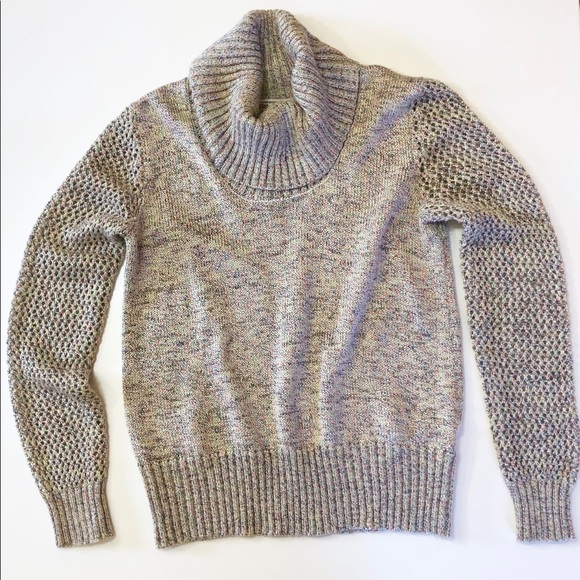 Great Northwest Clothing Gray Turtleneck Sweater - Picture 1 of 8
